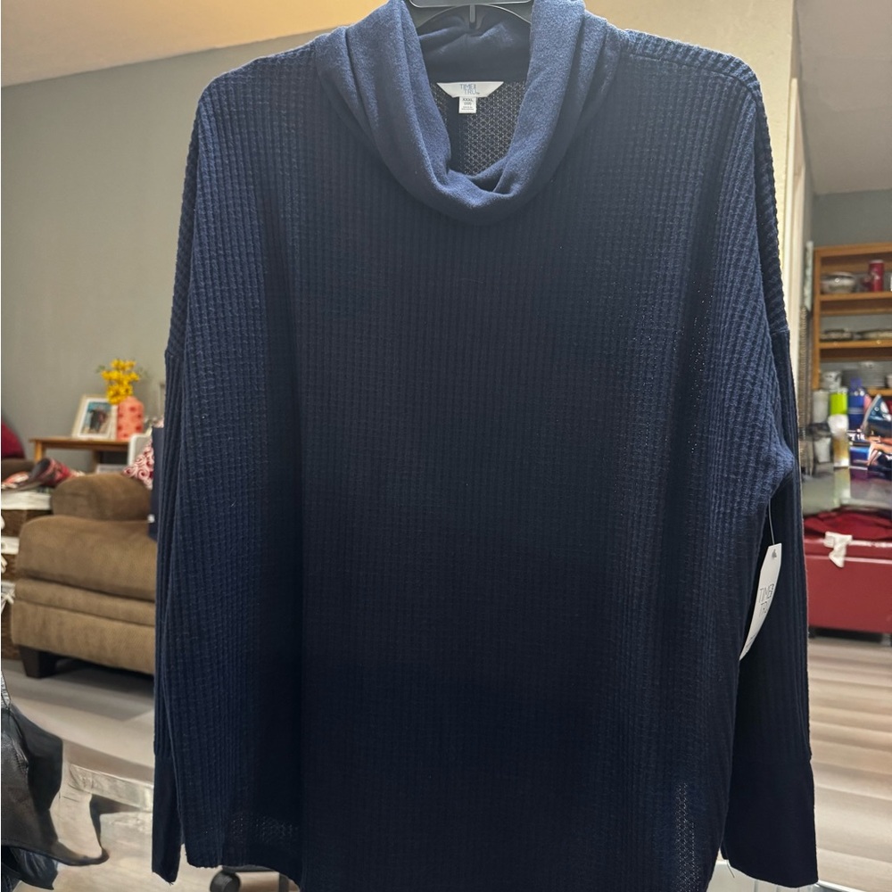Time and Tru Women's Navy Turtleneck Top